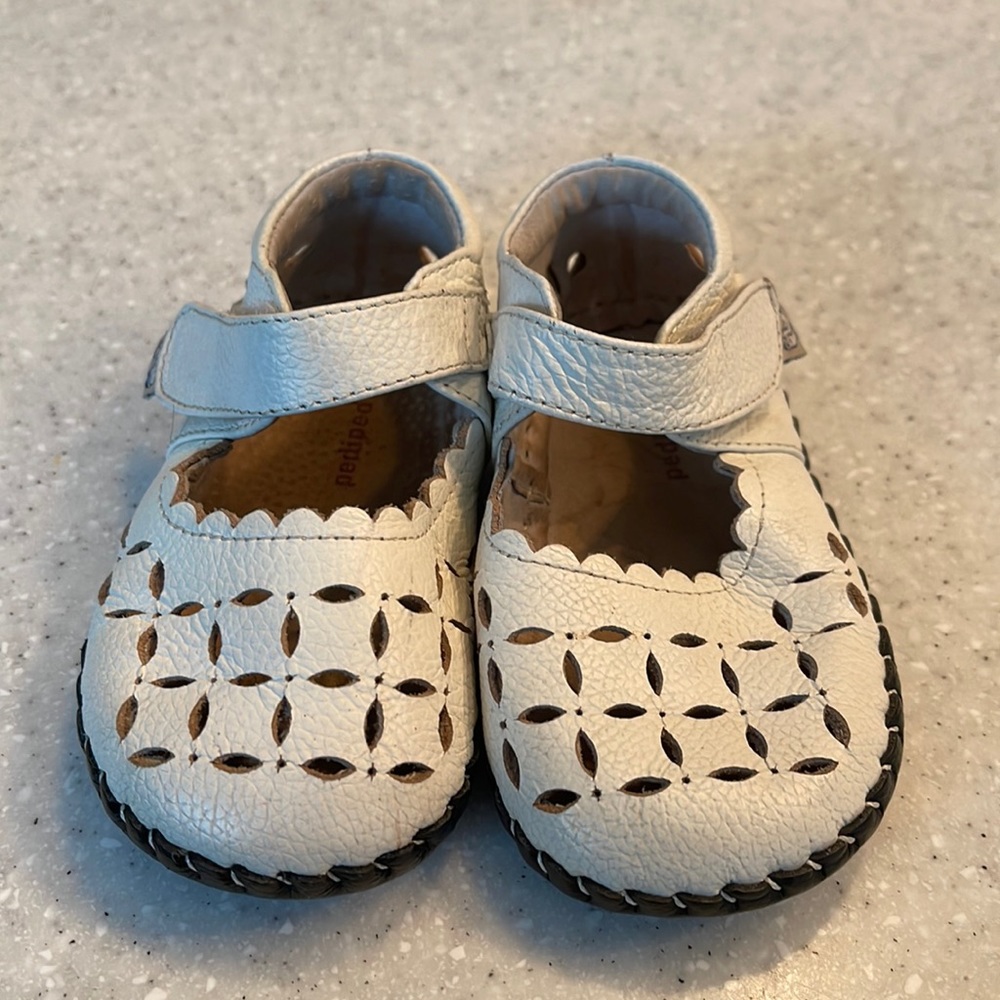 Pediped Katelyn, EUC, size 12-18 mos